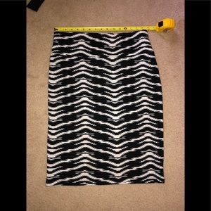 LulaRoe Cassie skirt